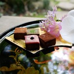 京都生ショコラ オーガニックティーハウス - 