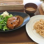 ナチュラル・ココ - ナチュラルポークの手ごねハンバーグ  1,150円(税別)玄米ご飯