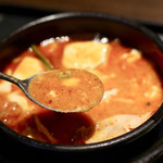 SEOUL TABLE - 出汁が効いたスープ