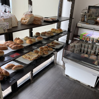 ちいさなパン家 Cachette_2