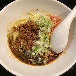 おどるタンタン麺 - 汁なしタンタン麺の黒