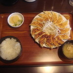 石松餃子 - 餃子定食：中