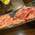 焼肉世界チャンピオン - タン2種