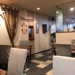 ガネーシュ - 店内。