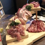 焼肉・にくなべ屋 神戸びいどろ - 