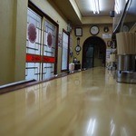順園 - お昼前だったのでまだ、空いています