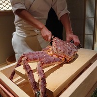 蟹善 - 3キロの活タラバガニ