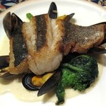 ブラッスリ 風間 - スズキの質もさることながら、ムール貝が旨い！