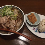 昼飯晩飯 でら - Dセット（肉そば）750円