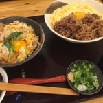 純愛うどん なでしこ - 肉釜玉うどん（￥1180） ・ミニ親子丼（￥540）