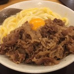 純愛うどん なでしこ - 肉釜玉うどん（￥1180）