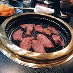 Yakiniku Yasaka - 