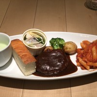 Osteria UVA RARA 横浜 - 