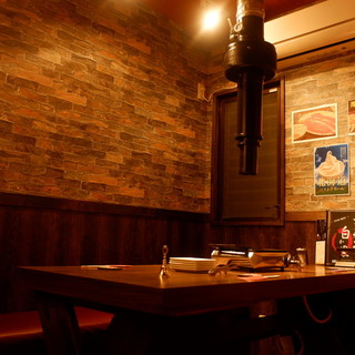 Completely private room in a back alley! Enjoy the best Yakiniku (Grilled meat) in a private space♪