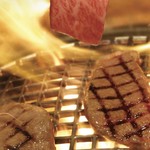 焼肉・しゃぶしゃぶ 肉の鶴々亭 - 