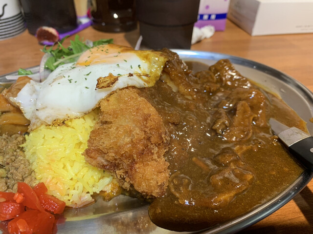 カツカレーのジャイアン>