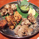 タンドールバル カマルプール - 王様のラム、タンドーリチキン、ガーリックチキン(コース)