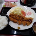 市場中食堂 - 料理写真: