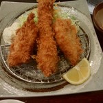 とんかつ福助 - ミックスフライ定食