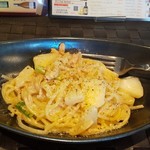 Shitamachi no itarian baru gusto - パスタランチ かぶとツナのクリームソース