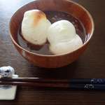 シャンブル - 料理写真:もちを焼いてみたミャ　しるこの甘さは控えめミャ