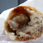 フール・ドゥ・アッシュ - 栗のパンの断面