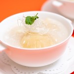 Haihai Tenzankaku - フカヒレ姿煮と冬瓜入りスープ