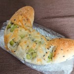 パネトリー - 【枝豆チーズ】
            探してみると枝豆のパン、結構あるんですよね。