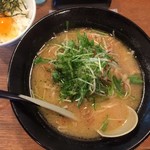麺屋 花蔵 - 鶏牛蒡 味噌味