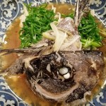 美味家常菜 平田 - 石鯛 蒸し葱油ソース