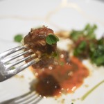 ASAHINA Gastronome - フランス産リ・ド・ヴォーのヴィエノワーズ、長なすのフォンダンと、トリュフの香る卵黄のアンフィぜ