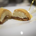 ASAHINA Gastronome - シャラン産クロワゼ鴨胸肉、オリジナルスパイスでロティ、トリュフの香るポムクルスティアンを添えて