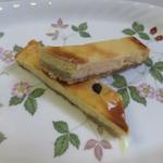 おやつスタンド イマダ082 - バナナ、中にチョコチップの入ったチーズスティックです。
