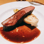 ラ キュイジーヌ ド カワムラ - ○シャラン鴨窒息鴨のロースト様