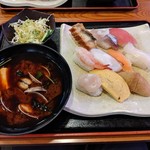 回転寿司喜楽 - 限定20食500円ランチ