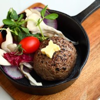 A4黒毛和牛のハンバーグ
