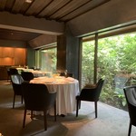 レフェルヴェソンス - 店内