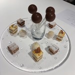 レフェルヴェソンス - ミニャルディーズ