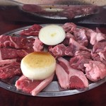 鈴見焼肉 - 牛バラ、ホホ