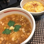 下木家 - 限定らーめん      餡かけらーめん、天津飯