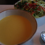 洋食 川里庵 - サラダとかぼちゃのスープ