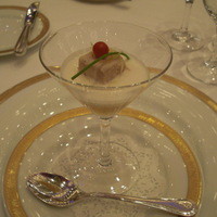 モダンフレンチ グランヴヌール(盛岡グランドホテル) - Mousse de Pintade,Soupe de Poire