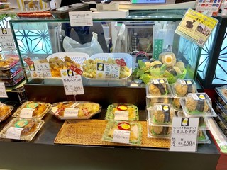 h Torimeshi Matsuritori Hachi - けっこう人気で、どんどん売れていました！