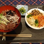 Suteki Don - ステーキ丼ランチ