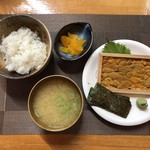 食彩厨房 甚兵衛 - うにご飯＋味噌汁