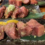 炭火焼肉ぐら - 