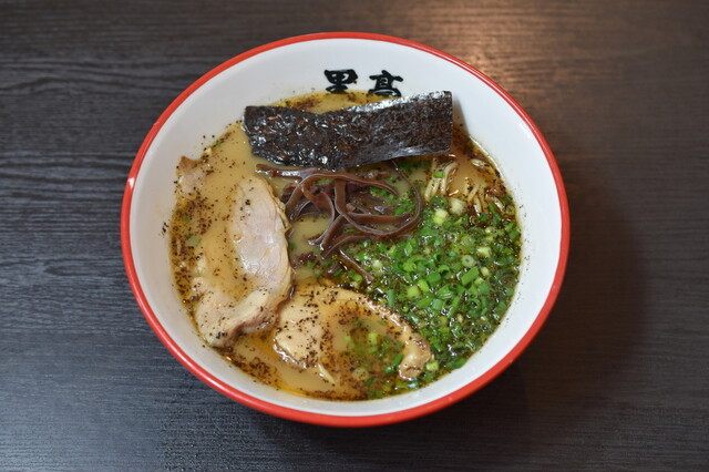 熊本ラーメン 黒亭>