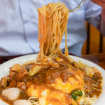 BeBe - 一番人気”カレリアン”カレーとドリアのコラボ