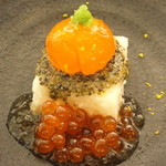 日本料理 晴山 - 2011.12.17）先付けの山芋の豆腐と黄身の味噌漬け、とんぶり、イクラ