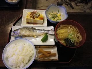 Shichifuku Onsen Utonoshou - これがやまめ定食。